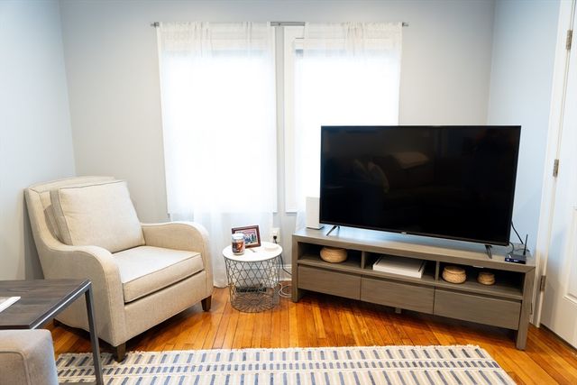 64 Wales St 2, Abington, MA 02351