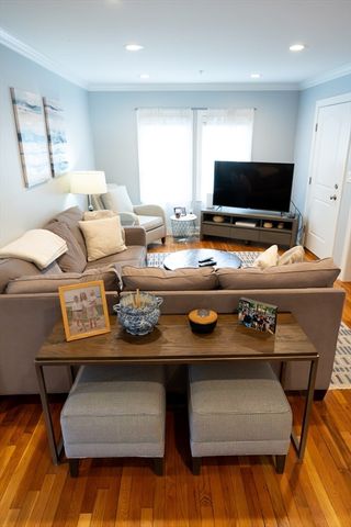 64 Wales St 2, Abington, MA 02351