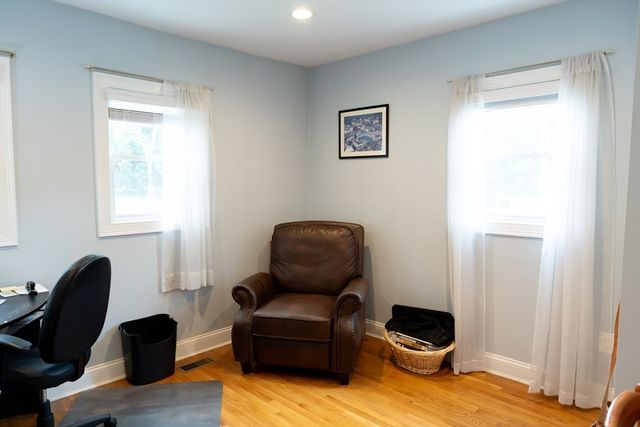 64 Wales St 2, Abington, MA 02351