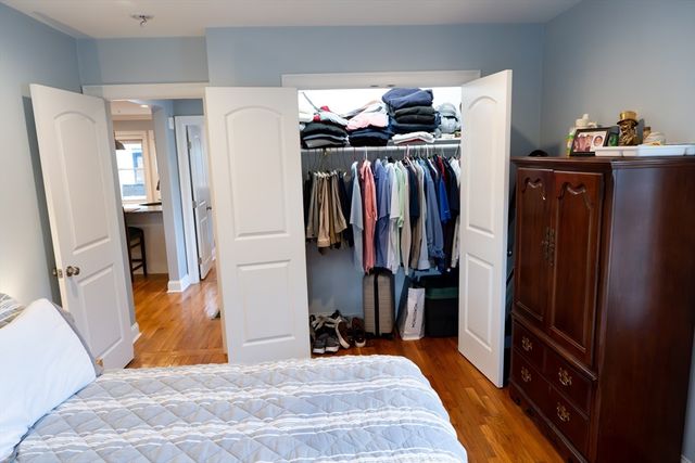 64 Wales St 2, Abington, MA 02351