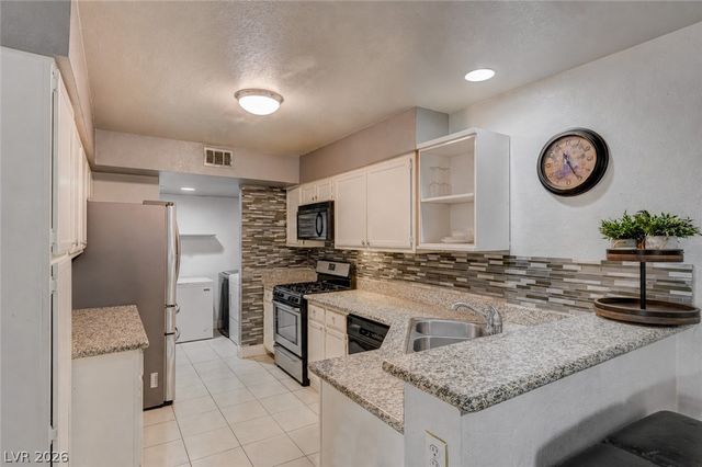 2837 Shannon Cove Drive, Henderson, NV 89074