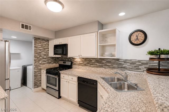 2837 Shannon Cove Drive, Henderson, NV 89074