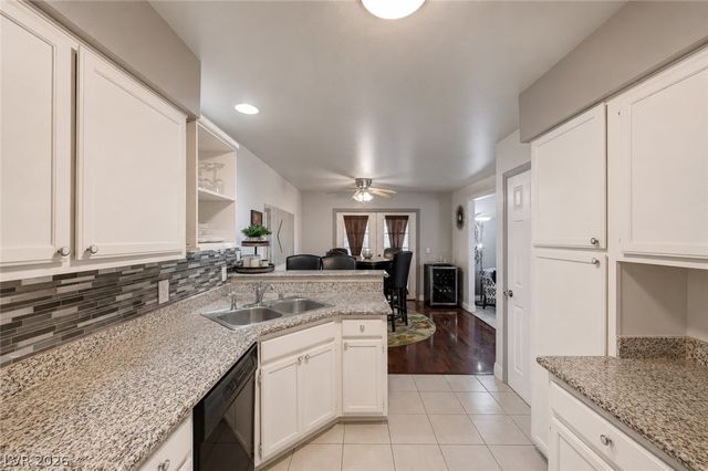 2837 Shannon Cove Drive, Henderson, NV 89074