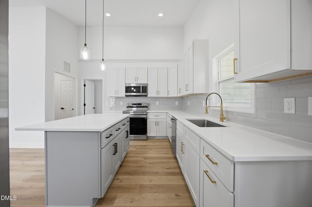 465 New York Avenue, Burlington, NC 27215