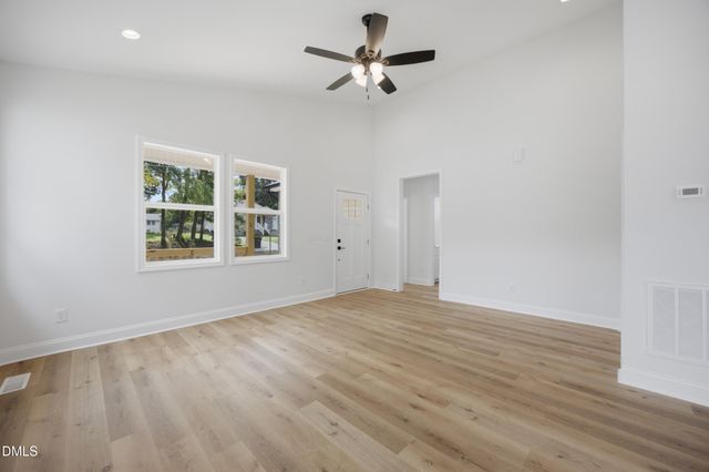 465 New York Avenue, Burlington, NC 27215