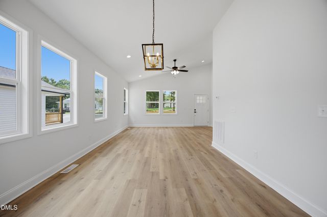 465 New York Avenue, Burlington, NC 27215