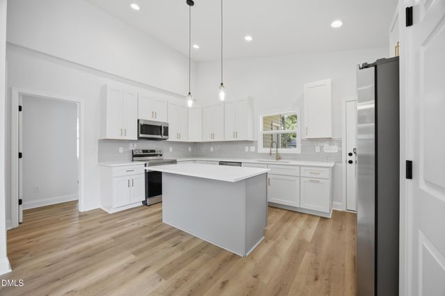 465 New York Avenue, Burlington, NC 27215