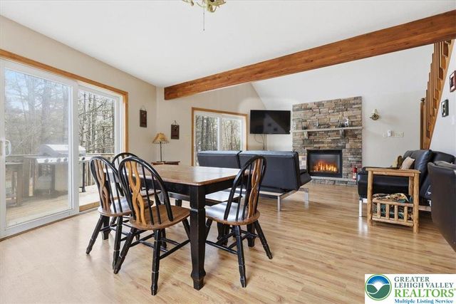 48 Hunt Trail, Penn Forest Twp, PA 18210