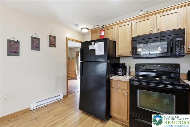 48 Hunt Trail, Penn Forest Twp, PA 18210