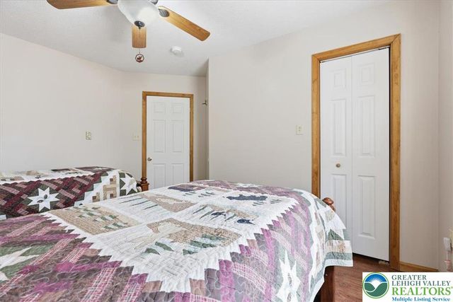 48 Hunt Trail, Penn Forest Twp, PA 18210