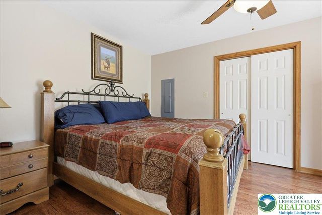 48 Hunt Trail, Penn Forest Twp, PA 18210