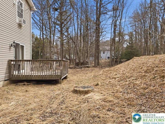 48 Hunt Trail, Penn Forest Twp, PA 18210