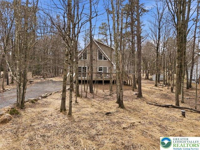 48 Hunt Trail, Penn Forest Twp, PA 18210