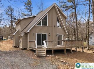 48 Hunt Trail, Penn Forest Twp, PA 18210