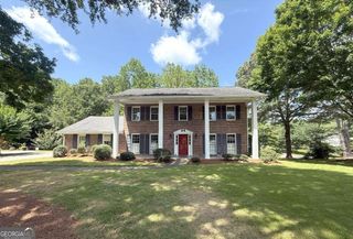 1150 Falstaff Drive, Roswell, GA 30076