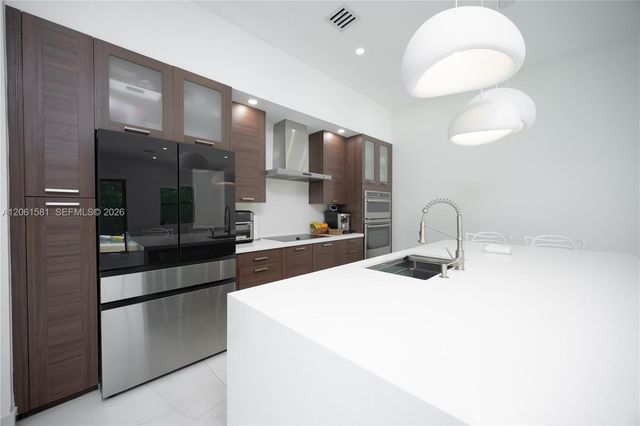 8995 NW 161st Terrace, Miami Lakes, FL 33018