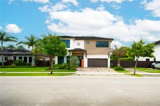 8995 NW 161st Terrace, Miami Lakes, FL 33018