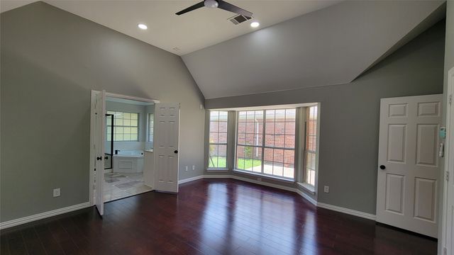 9726 Windy Hollow Drive, Irving, TX 75063
