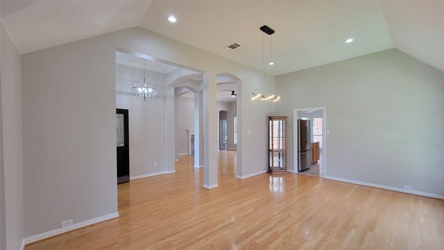 9726 Windy Hollow Drive, Irving, TX 75063