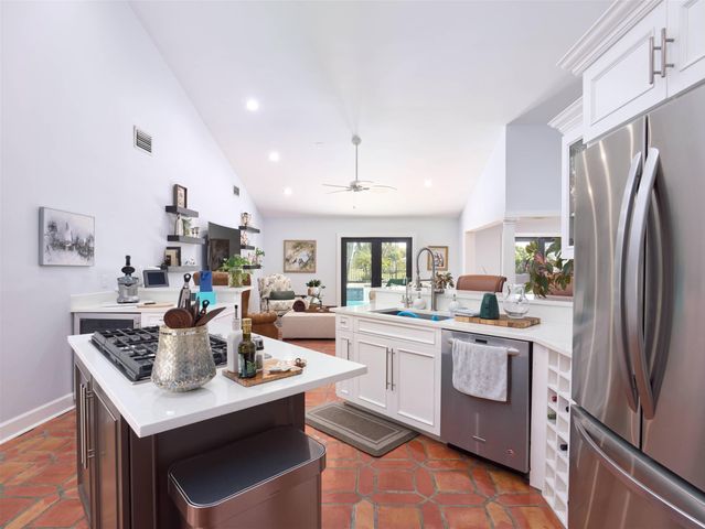 3700 Embassy Drive, West Palm Beach, FL 33401