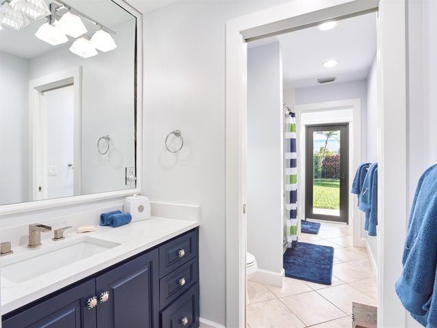 3700 Embassy Drive, West Palm Beach, FL 33401