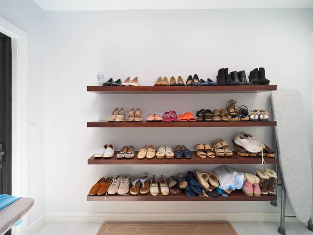 3700 Embassy Drive, West Palm Beach, FL 33401