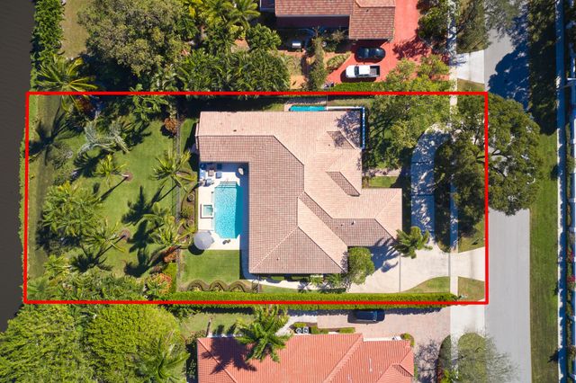 3700 Embassy Drive, West Palm Beach, FL 33401