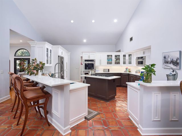 3700 Embassy Drive, West Palm Beach, FL 33401