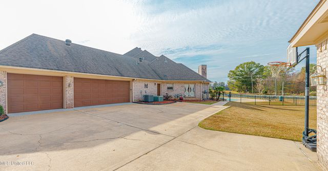 103 Roberts Drive, Madison, MS 39110
