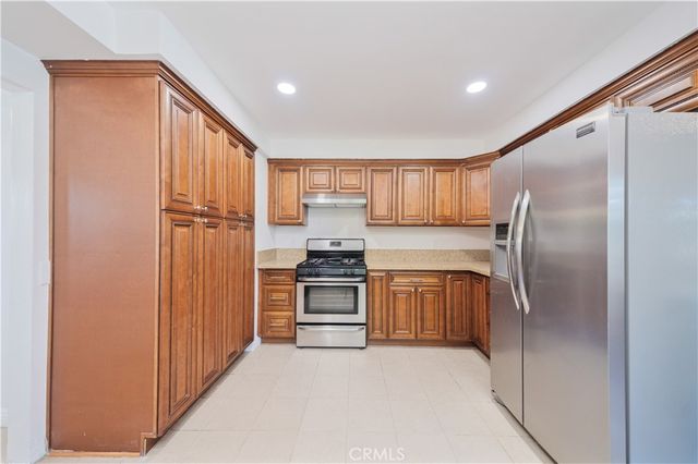 325 W Ramona, Alhambra, CA 91803