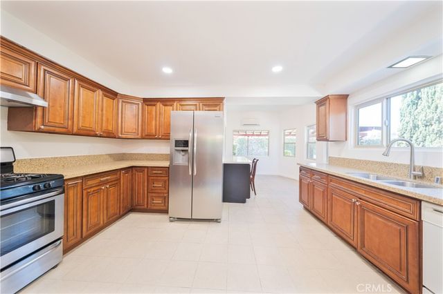 325 W Ramona, Alhambra, CA 91803