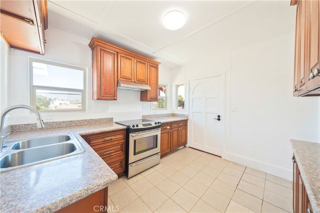 325 W Ramona, Alhambra, CA 91803