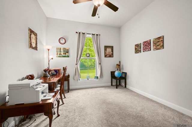 8251 Valencia Ct, Baton Rouge, LA 70820