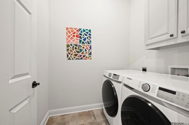 8251 Valencia Ct, Baton Rouge, LA 70820