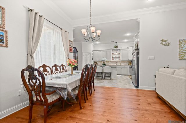 8251 Valencia Ct, Baton Rouge, LA 70820