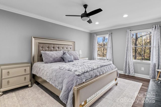 1560 Chatham Court NW, Concord, NC 28027