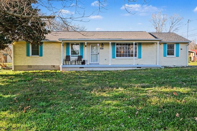 3002 Knud Dr, Columbia, TN 38401