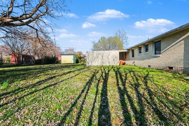 3002 Knud Dr, Columbia, TN 38401