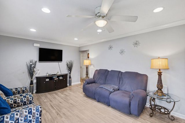 3002 Knud Dr, Columbia, TN 38401