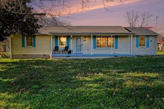 3002 Knud Dr, Columbia, TN 38401