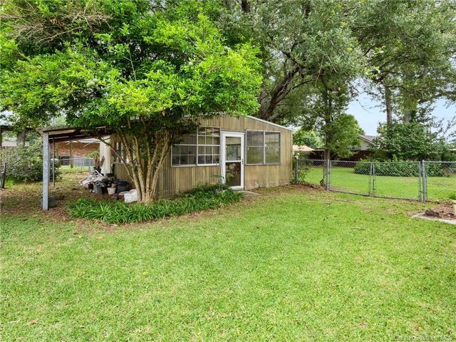 1710 W Sale Road, Lake Charles, LA 70605