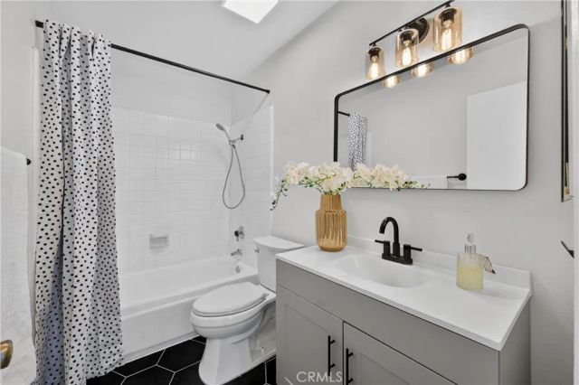15051 Anita, Westminster, CA 92683