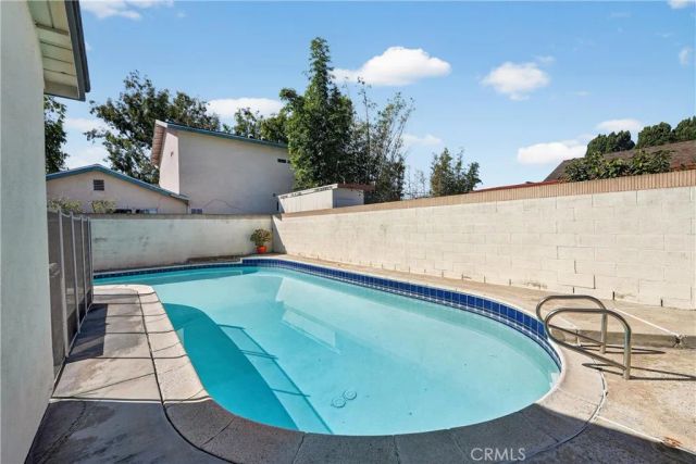 15051 Anita, Westminster, CA 92683