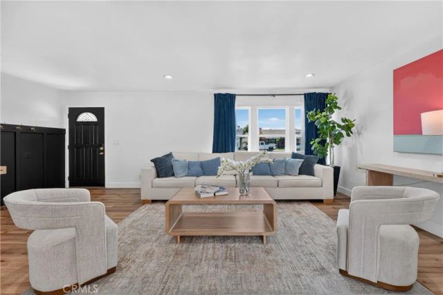 15051 Anita, Westminster, CA 92683
