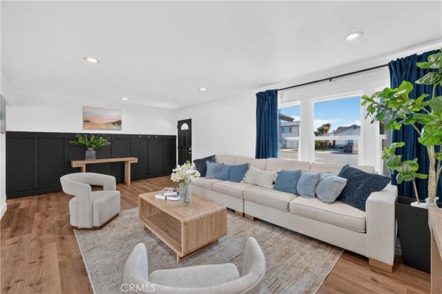 15051 Anita, Westminster, CA 92683