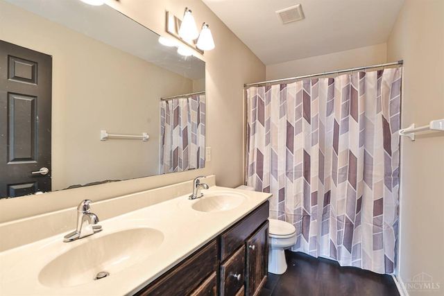 875 Dogwood Court, Lebanon, OH 45036