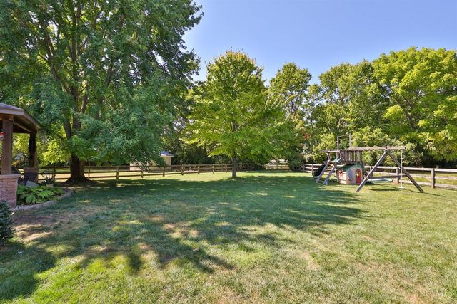 875 Dogwood Court, Lebanon, OH 45036