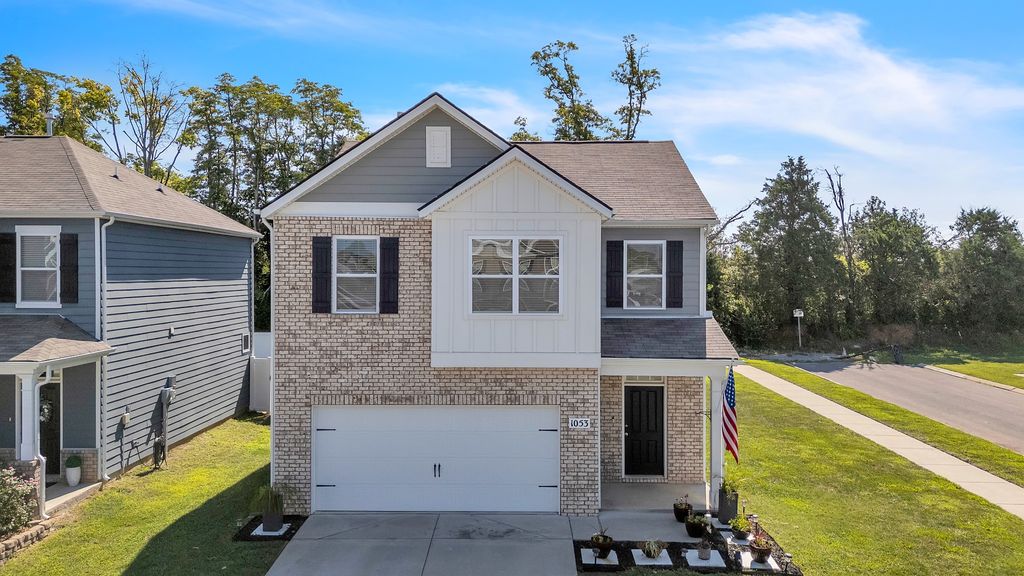 1053 Pepper Stone Dr, Lebanon, TN 37087