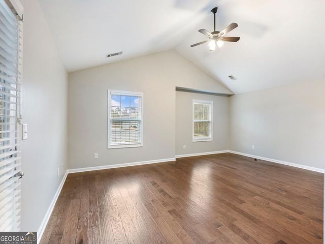 439 Vinings Court, Winder, GA 30680