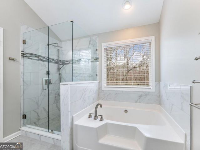 439 Vinings Court, Winder, GA 30680